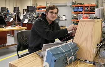 24 Apprentices at Blackhawk Receive Tools of the Trade Scholarships