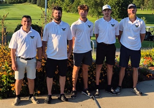 Talons Men’s Golf Tees Off for the Fall Season