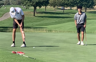 Talons Golfers Finish Last in Final Tournament of the Season
