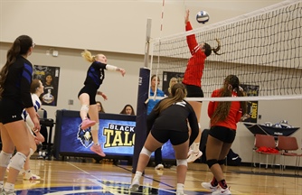 Talons Roundup for Week of Oct. 20: Women's Volleyball Season Ends With a Win, Bowlers Compete, Clay Target Shooters Finish Season
